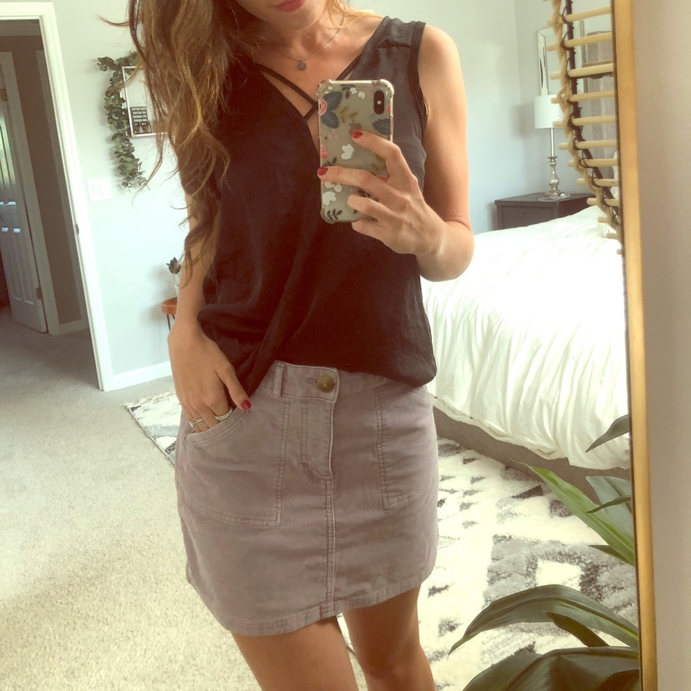 American eagle size 2 light purple skirt